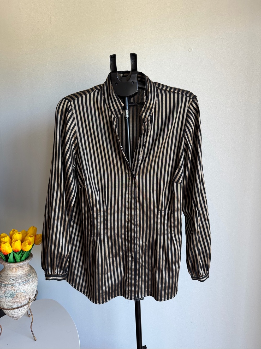 Alfani Black and Cream Striped Women's Blouse